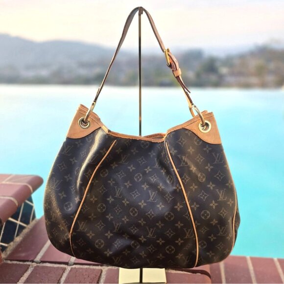 Louis Vuitton Monogram Canvas Galliera GM Bag - Picture 2 of 16